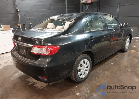 2011 Toyota Corolla Le z USA, uszkodzony, nr VIN 2T1BU4EE6BC735325